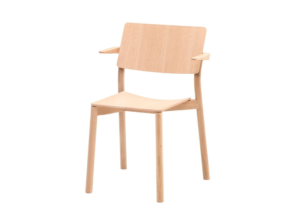 Fauteuil Panorama en bois massif, Geckeler Michels pour Karimoku New Standard — vue studio n°2 | Antifer