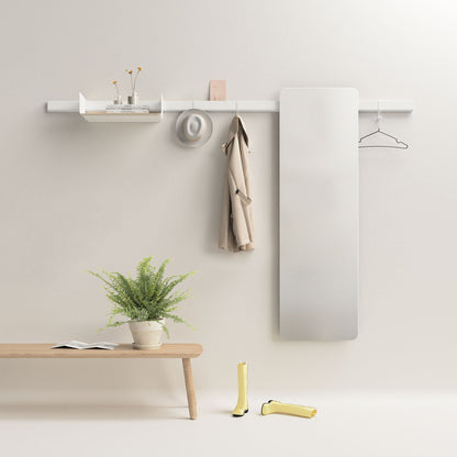 Perchero de pared minimalista Variand E10 en blanco — almacenaje de entrada | Antifer