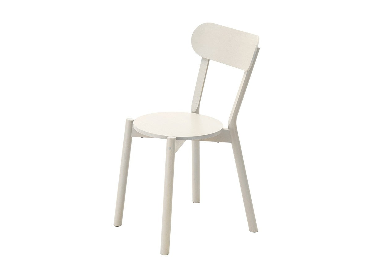 Chaise Castor en chêne massif, BIG-GAME pour Karimoku New Standard — vue studio n°4 | Antifer