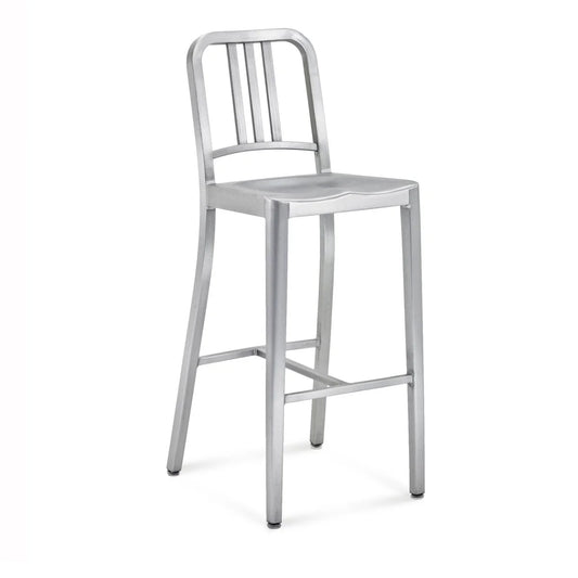 Tabouret Emeco 1006 Navy aluminium recyclé — vue de profil — design Emeco | Antifer
