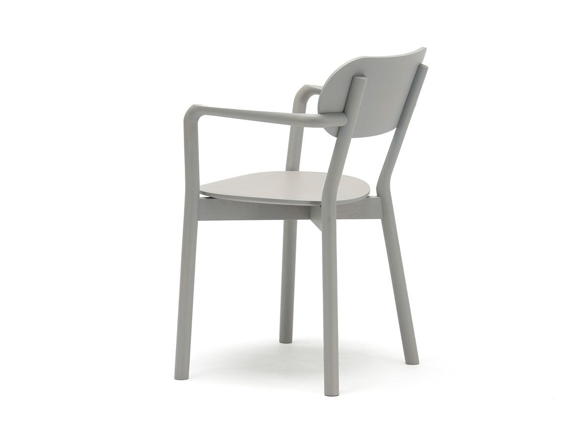 Fauteuil Castor Armchair Plus en chêne massif, BIG-GAME pour Karimoku New Standard — vue studio n°11 | Antifer