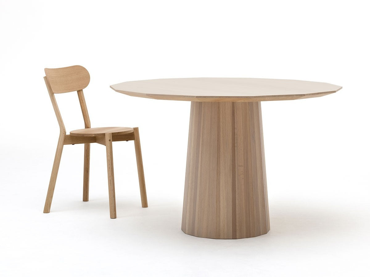 Table Colour Wood ø120 en bois massif teinté, Scholten & Baijings pour Karimoku New Standard — vue studio n°11 | Antifer
