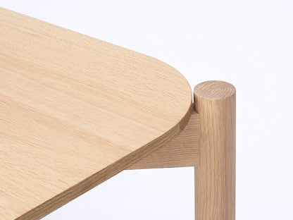 Table Castor 180 en chêne massif, BIG-GAME pour Karimoku New Standard — vue studio n°15 | Antifer