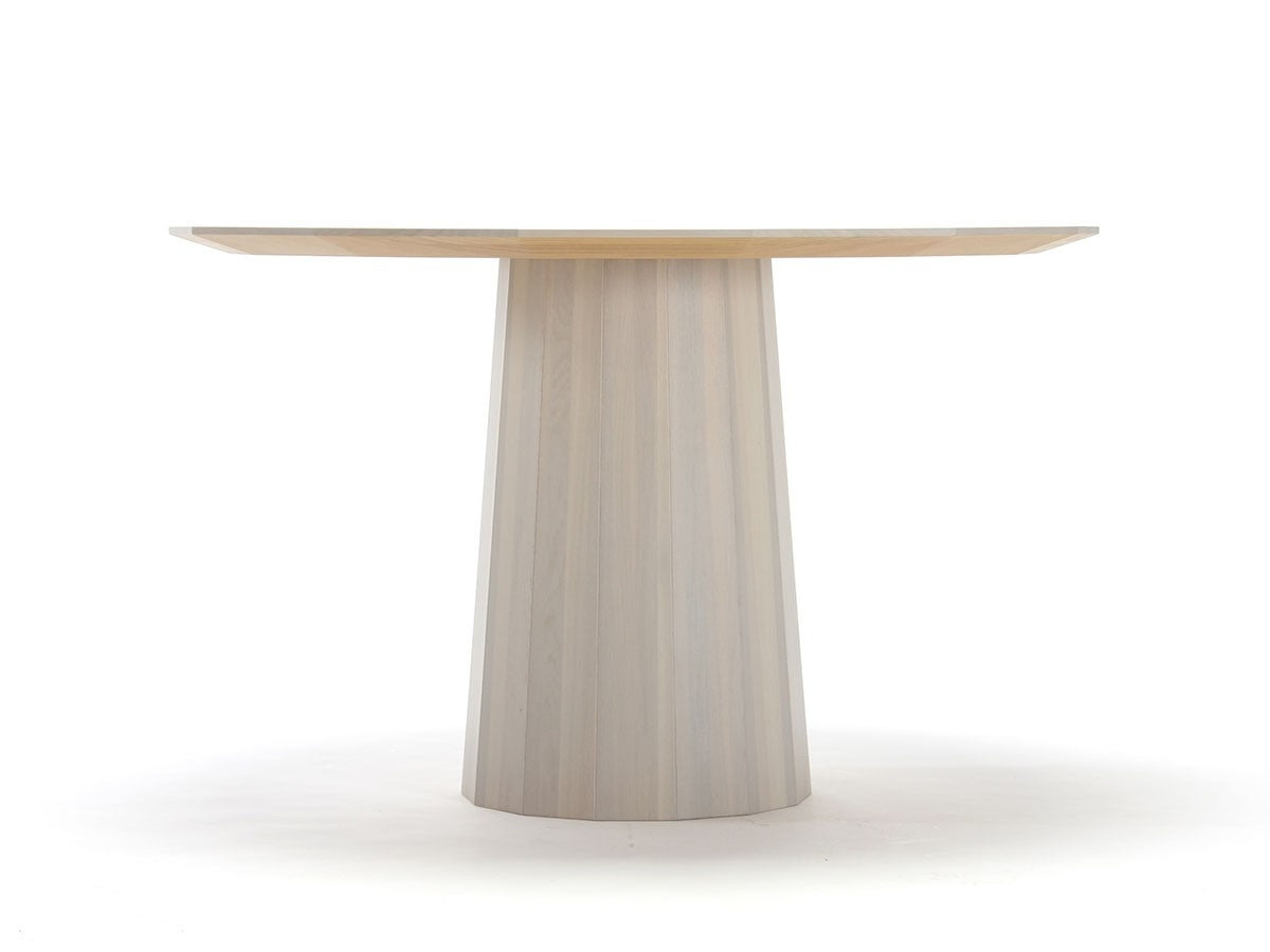 Table Colour Wood ø120 en bois massif teinté, Scholten & Baijings pour Karimoku New Standard — vue studio n°15 | Antifer