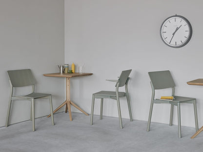 Fauteuil Panorama en bois massif, Geckeler Michels pour Karimoku New Standard — vue studio n°17 | Antifer