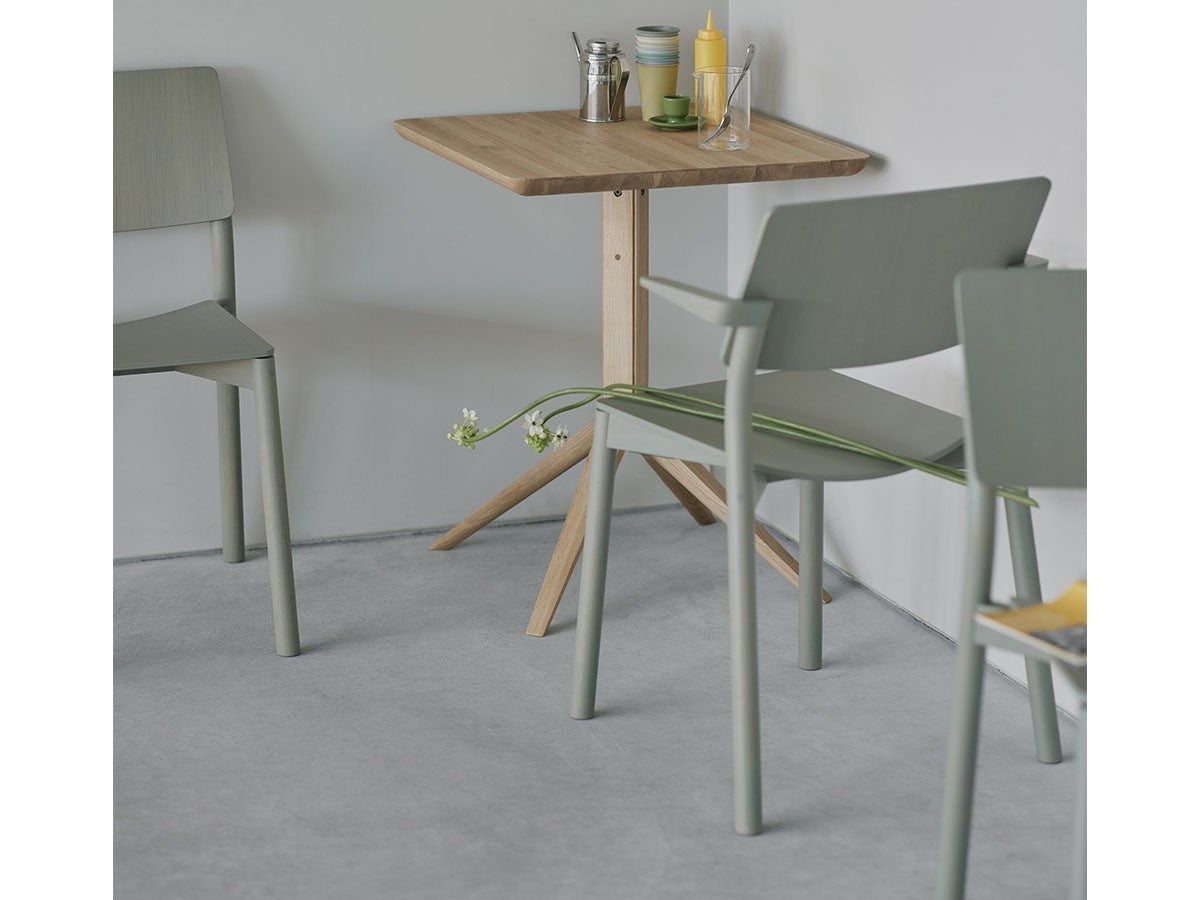 Fauteuil Panorama en bois massif, Geckeler Michels pour Karimoku New Standard — vue studio n°18 | Antifer
