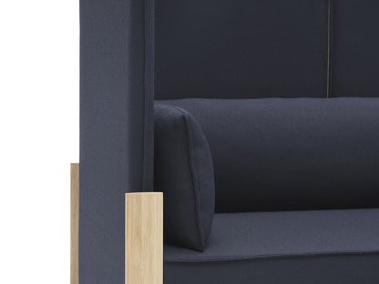 Canapé Fence 2 places en bois massif et tissu, Geckeler Michels pour Karimoku New Standard — vue studio n°19 | Antifer