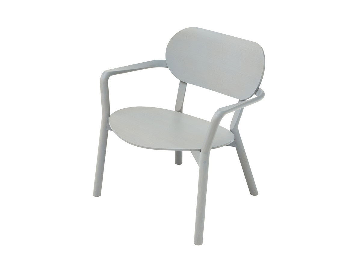 Fauteuil bas Castor finition Grain Gray, BIG-GAME pour Karimoku New Standard — vue studio n°9 | Antifer