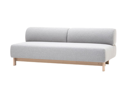 Banquette Elephant 3 places gris clair, piétement châtaignier naturel, Christian Haas — vue studio n°1 | Antifer