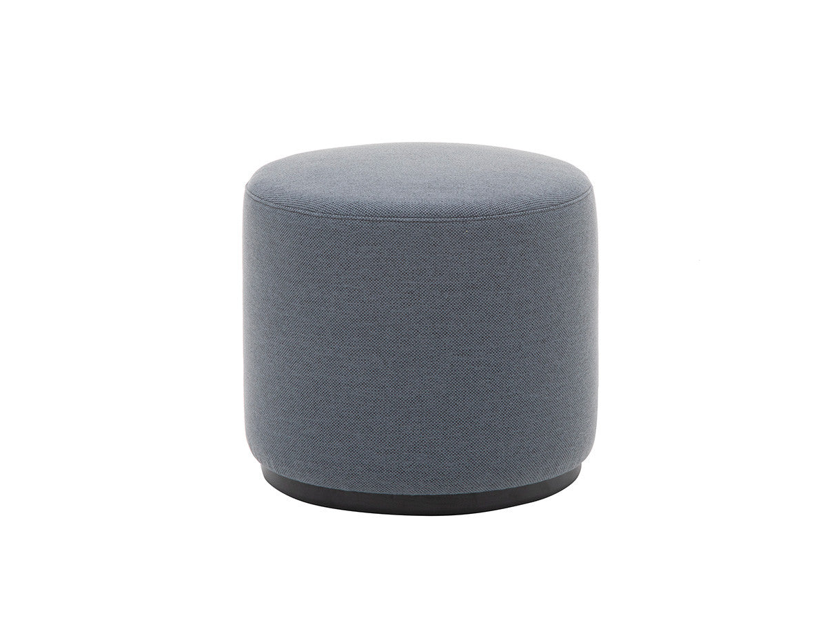 Pouf Elephant gris bleuté à socle teinté noir, Christian Haas — vue studio n°6 | Antifer