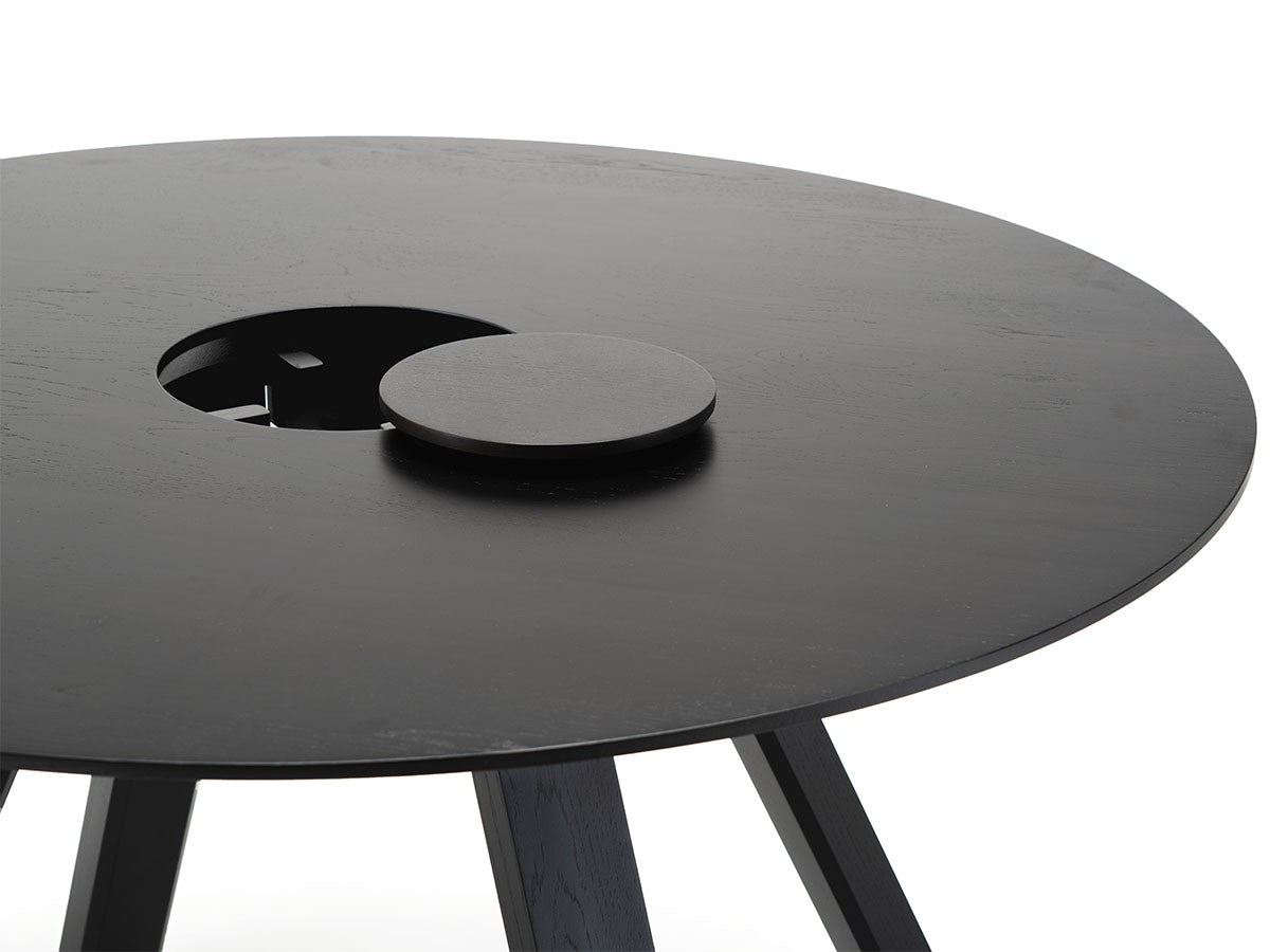 Table ronde Spectrum ST 120 — détail du couvercle circulaire ouvert sur le plateau teinté noir | Antifer