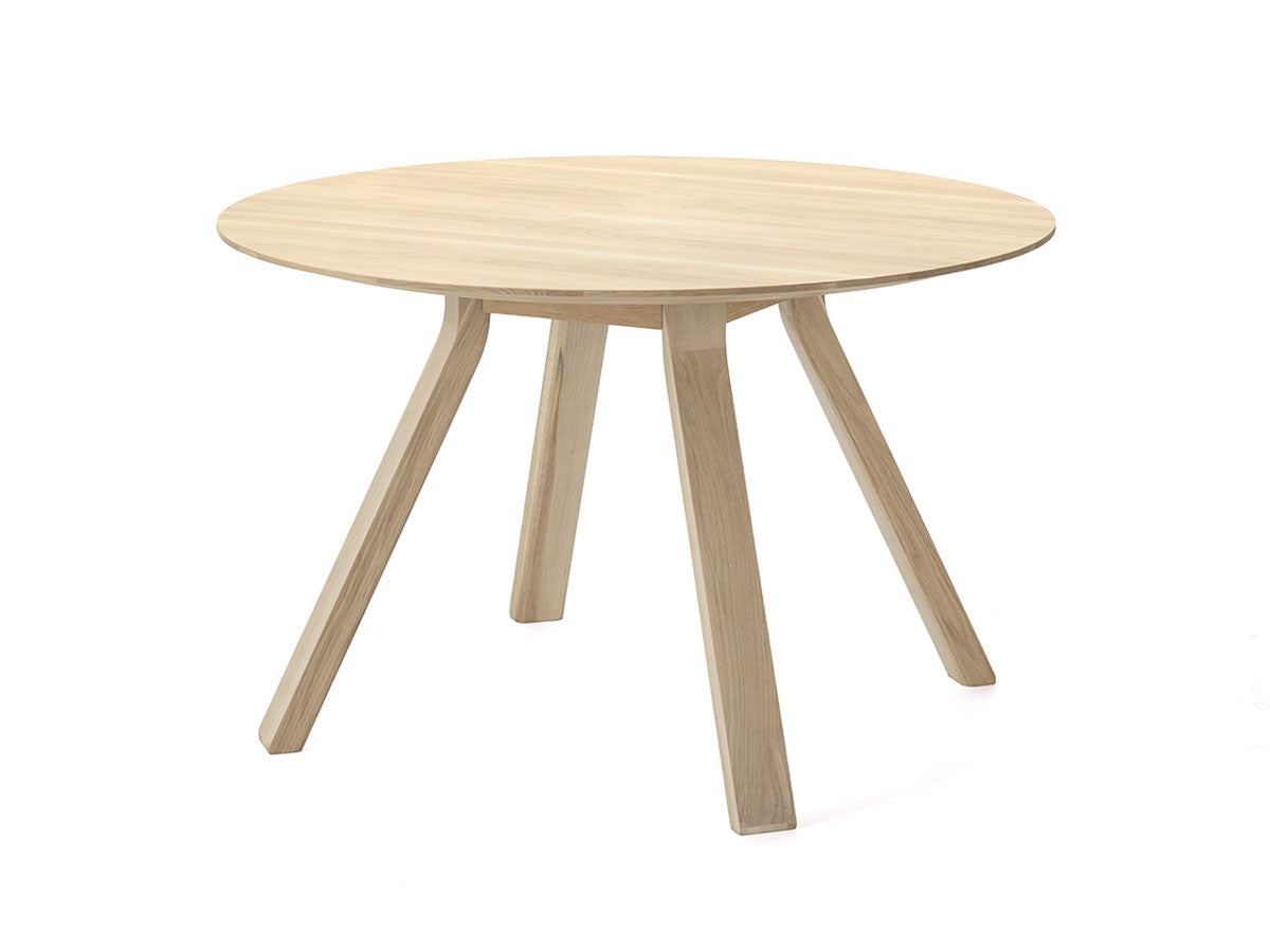 Table ronde Spectrum ST 120 en chêne clair, Geckeler Michels pour Karimoku New Standard — vue studio n°1 | Antifer