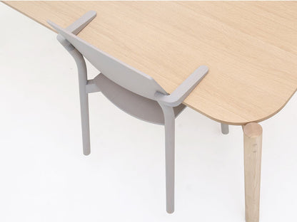 Fauteuil Panorama en bois massif, Geckeler Michels pour Karimoku New Standard — vue studio n°20 | Antifer
