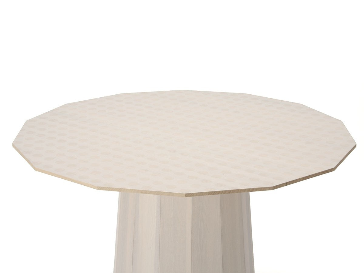 Table Colour Wood ø95 en bois massif teinté, Scholten & Baijings pour Karimoku New Standard — vue studio n°22 | Antifer