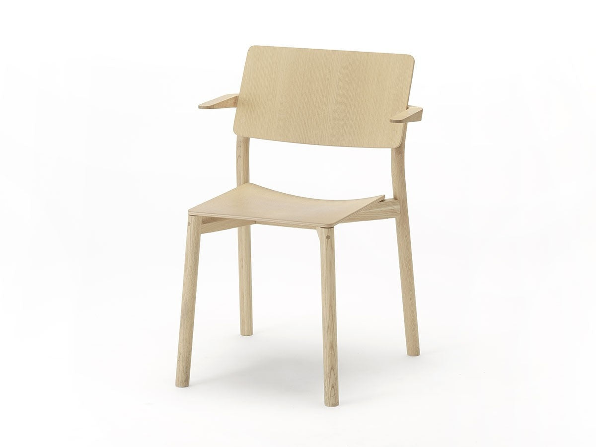 Fauteuil Panorama en bois massif, Geckeler Michels pour Karimoku New Standard — vue studio n°24 | Antifer