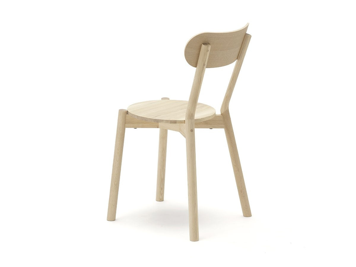 Chaise Castor en chêne, BIG-GAME — vue studio de trois quarts arrière n°40 | Antifer