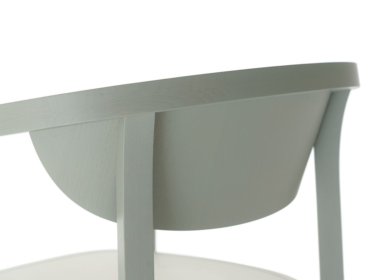 Chesa Chair — Karimoku New Standard