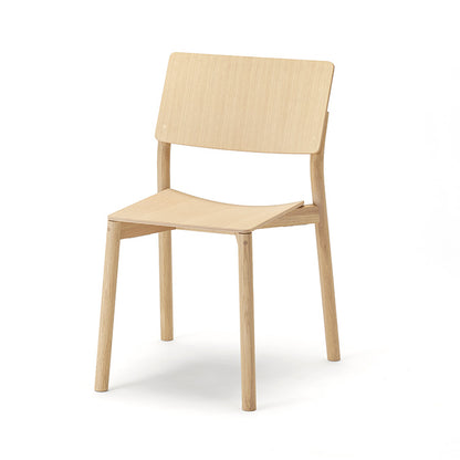Chaise Panorama finition Pure Oak, Geckeler Michels pour Karimoku New Standard — vue studio n°1 | Antifer
