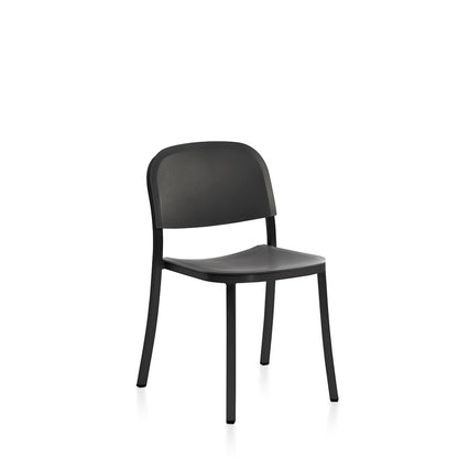Chaise Emeco 1 Inch gris foncé, cadre noir thermolaqué