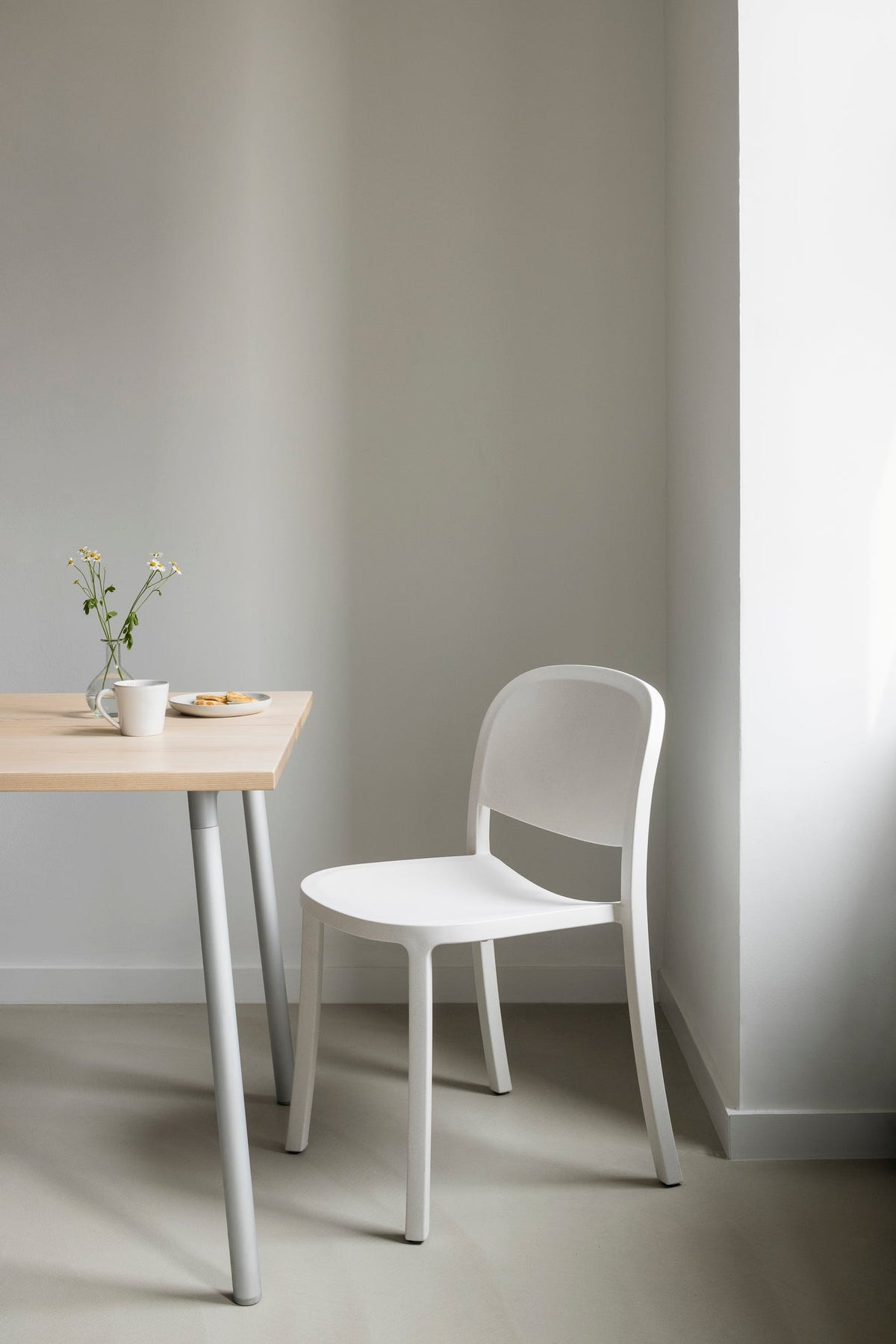 Chaise 1 Inch Reclaimed — Emeco, table Run