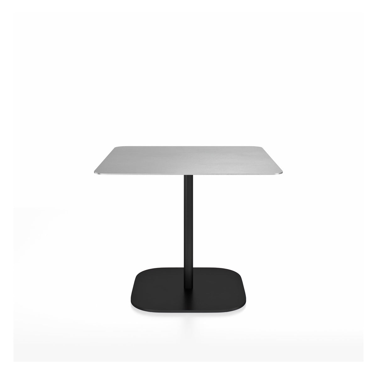 Table café 2 Inch base plaque Emeco — Carrée 91 cm, plateau aluminium brossé, base noir thermolaqué | Antifer