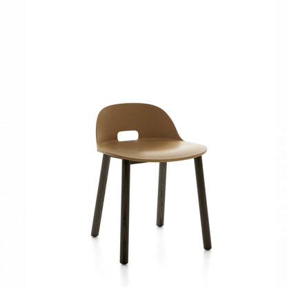 Chaise Emeco Alfi, dossier bas, frêne teinté foncé, sable