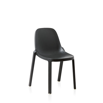 Broom Emeco Stapelstuhl, Design Philippe Starck, aus recyceltem Polypropylen, dunkelgrau | Antifer