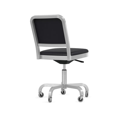 Navy Officer swivel chair — cuir Spinneybeck Volo Black, profil