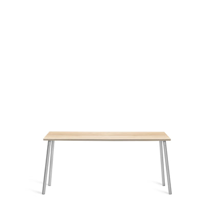 Scrivania Run Emeco 168 cm, piano in noce e struttura in alluminio — vista catalogo — design Sam Hecht & Kim Colin | Antifer