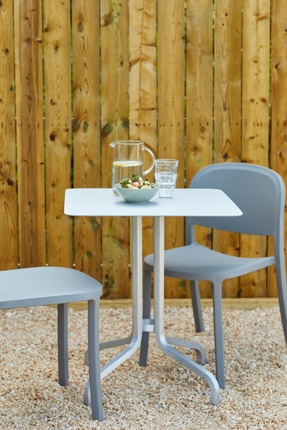 Chaise Emeco 1 Inch Reclaimed — vue catalogue dos — polypropylène recyclé — design Jasper Morrison | Antifer