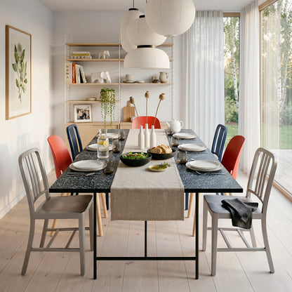 Plateau Ostrea anthracite en salon brunch — terrazzo marin de coquillages recyclés | Antifer