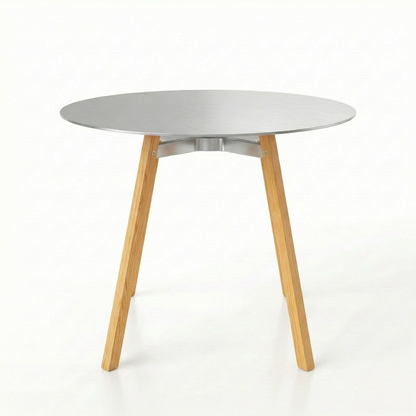Table SU Emeco plateau aluminium brossé et pieds chêne — vue catalogue — design Nendo | Antifer