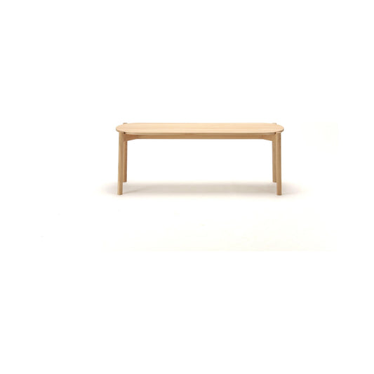 Banc de table Castor en chêne massif, BIG-GAME pour Karimoku New Standard — vue studio de face n°19 | Antifer