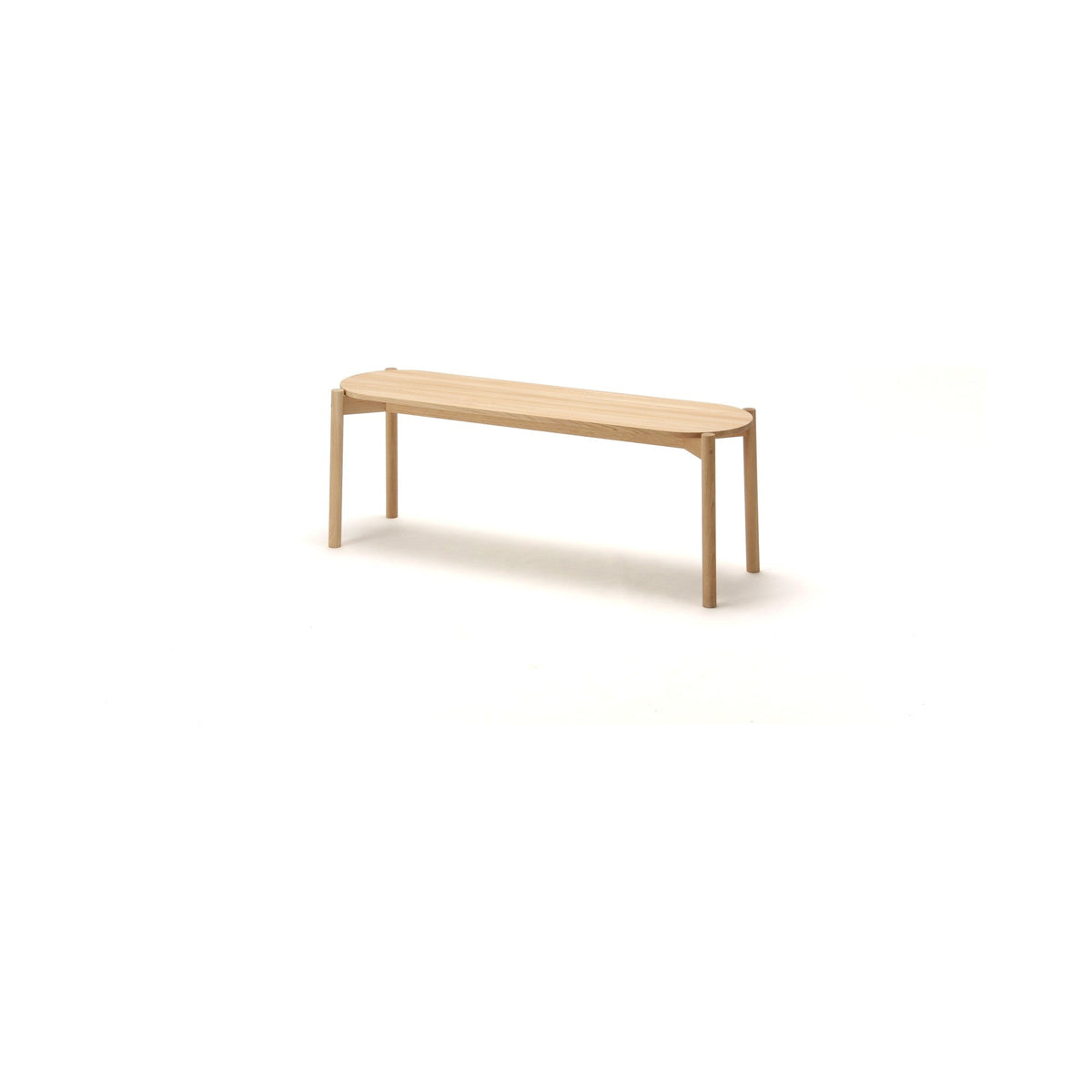 Banc de table Castor en chêne massif, BIG-GAME — vue studio de trois quarts n°20 | Antifer