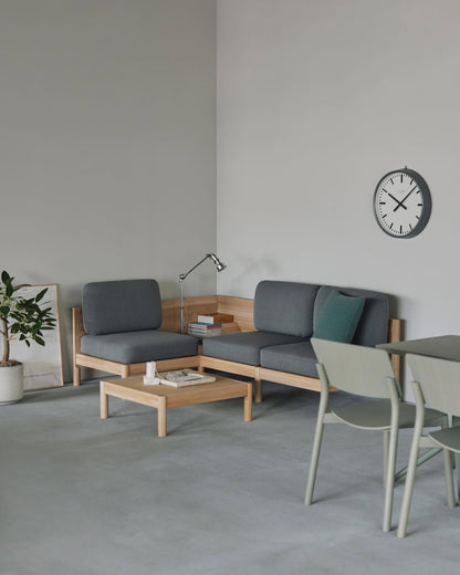 Composition Elephant grise en angle dans un bureau, avec table basse et chaises Panorama | Antifer