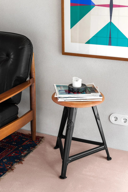 Tabouret Rowac Schemel modèle I 50 cm — acier riveté et bois — industriel vintage | Antifer