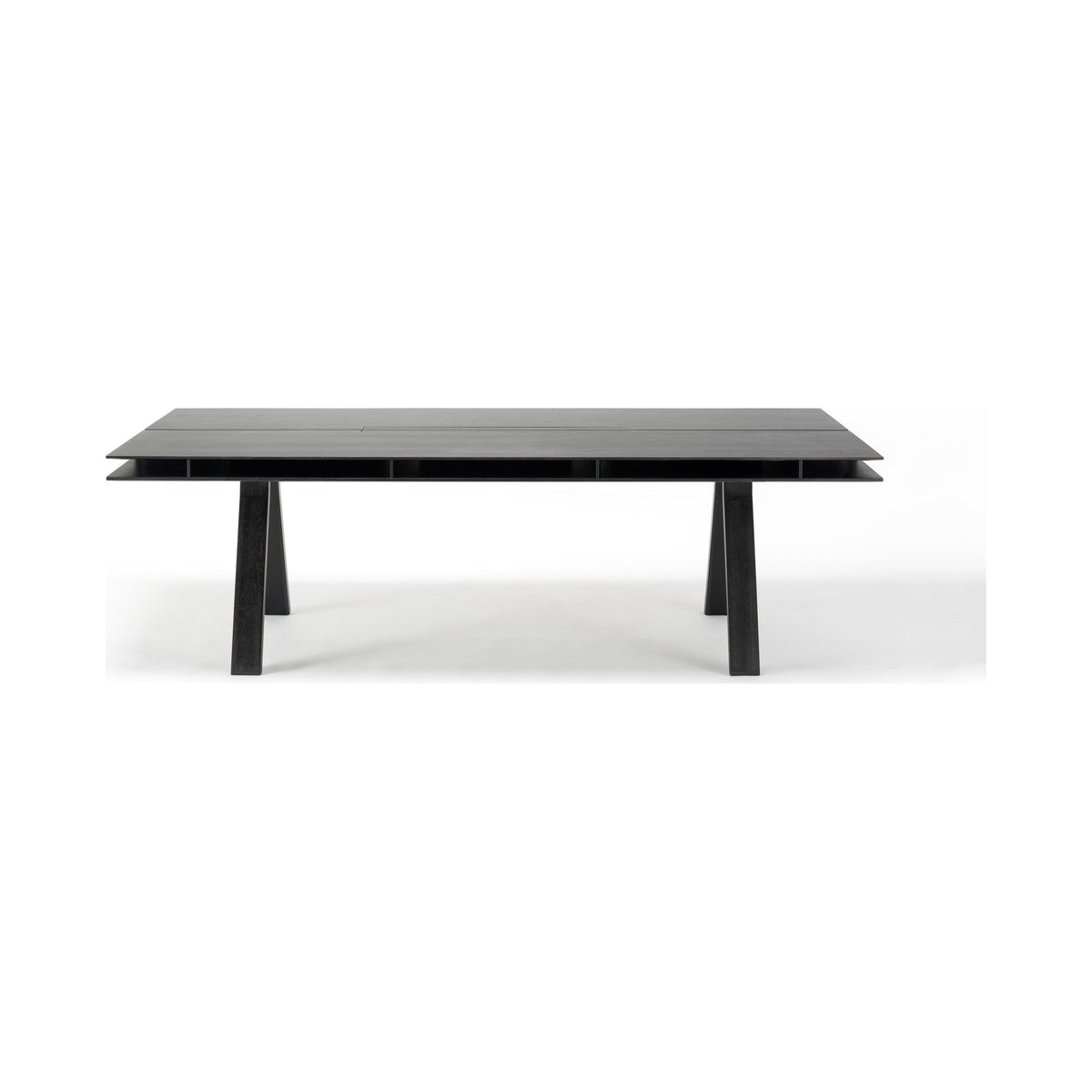 Bureau Spectrum DT 240 en chêne teinté noir, Geckeler Michels pour Karimoku New Standard — vue studio de face n°1 | Antifer