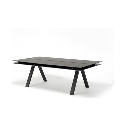 Bureau Spectrum DT 240 en chêne teinté noir, Geckeler Michels — vue studio de trois quarts n°2 | Antifer