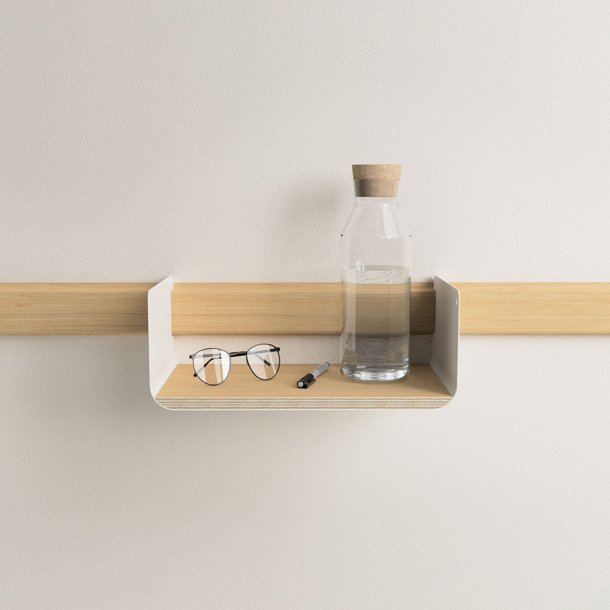 Variand A01 wall shelf in oak, in situ — design storage | Antifer