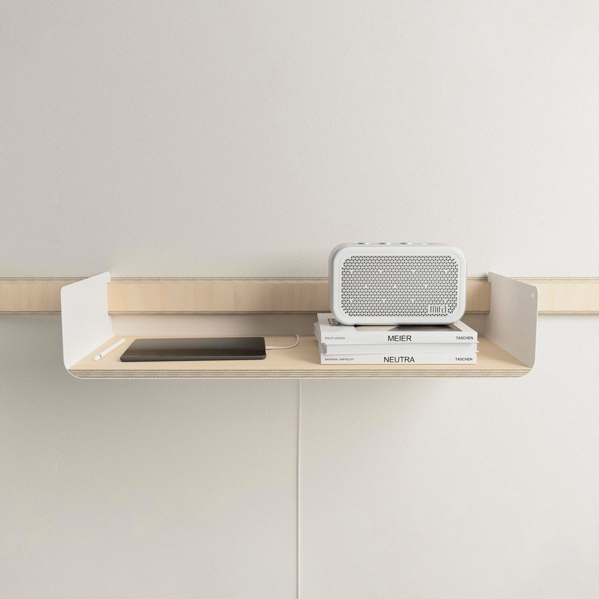 Variand A01 wall shelf in birch, in situ — design storage | Antifer