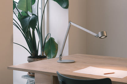 Lampe murale w227 Winkel détail bras articulé — aluminium — Wästberg | Antifer