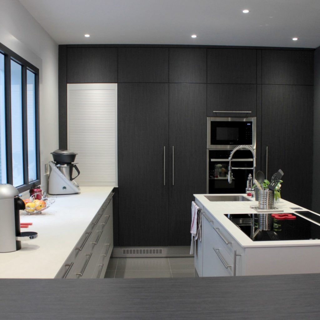 Un aménagement sur-mesure près d&rsquo;Angers, cuisine, entrée, salle de douche
