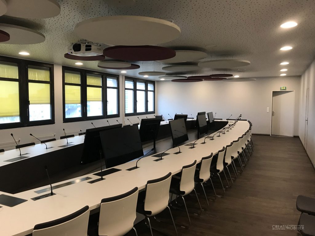 Agencement d&rsquo;une salle de conférence en Seine-et Marne – 77