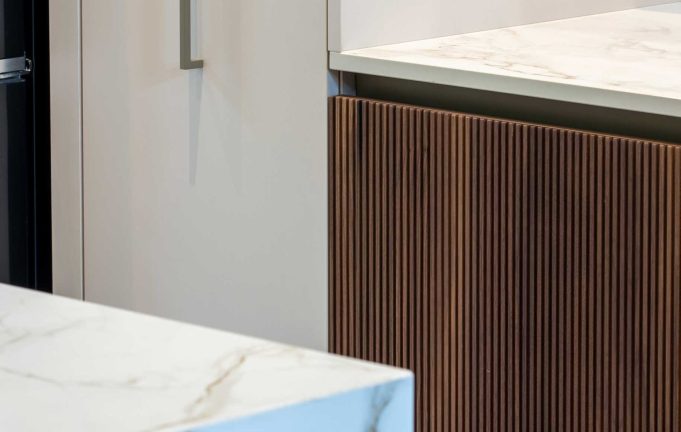 Cuisine sur mesure bois marbre